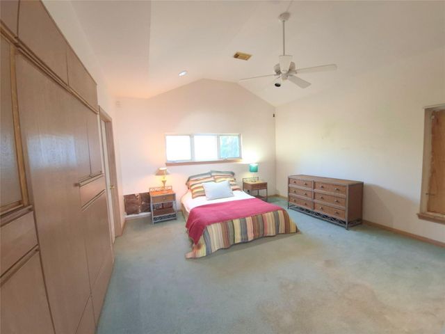 1823 Port O Call Street, Tiki Island, TX 77554