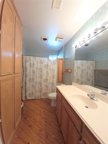 1823 Port O Call Street, Tiki Island, TX 77554
