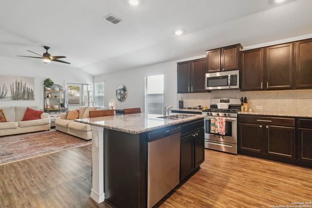 2710 Green Leaf Way, San Antonio, TX 78244