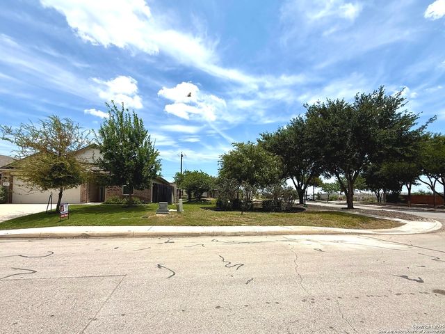 2710 Green Leaf Way, San Antonio, TX 78244