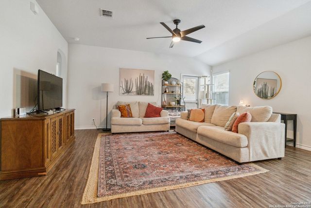 2710 Green Leaf Way, San Antonio, TX 78244