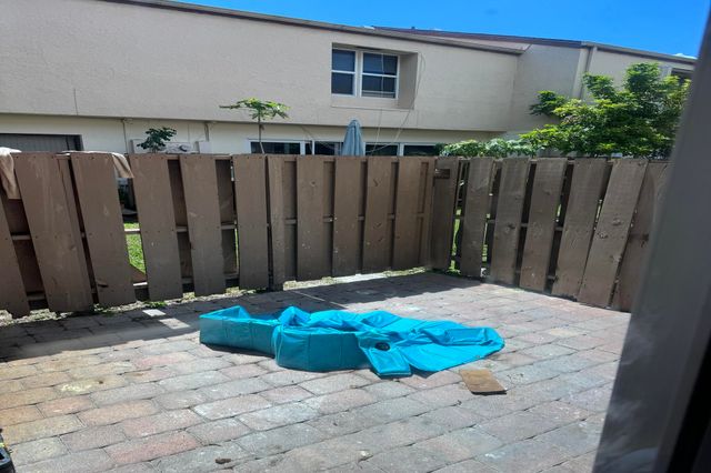 8230 NW 9th Court 6, Plantation, FL 33324