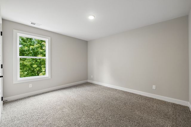 2636 Phillips Rd, Lebanon, TN 37087