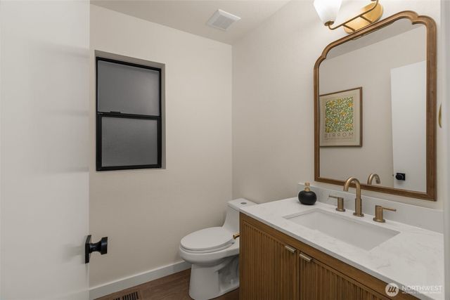 3036 E Ames Lake Drive NE, Redmond, WA 98053