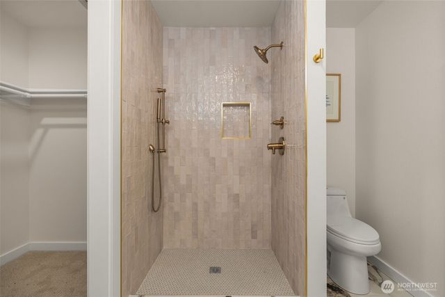 3036 E Ames Lake Drive NE, Redmond, WA 98053
