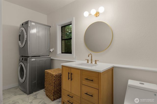 3036 E Ames Lake Drive NE, Redmond, WA 98053