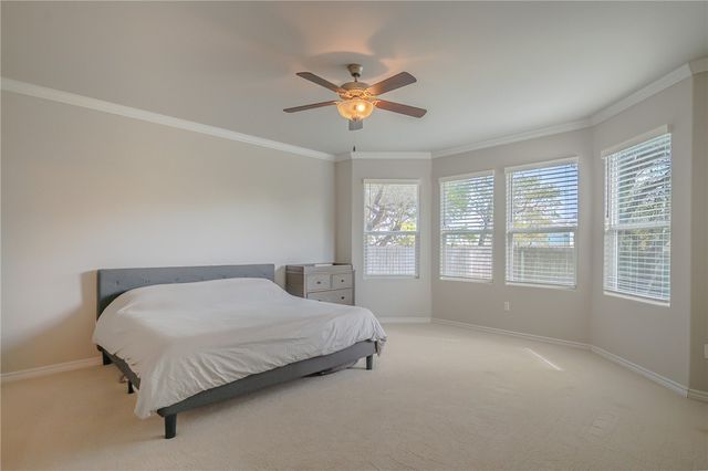 125 Shadow Moss Lane, Rockport, TX 78382