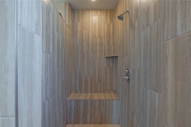 125 Shadow Moss Lane, Rockport, TX 78382