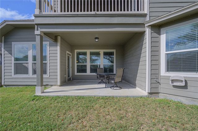 125 Shadow Moss Lane, Rockport, TX 78382