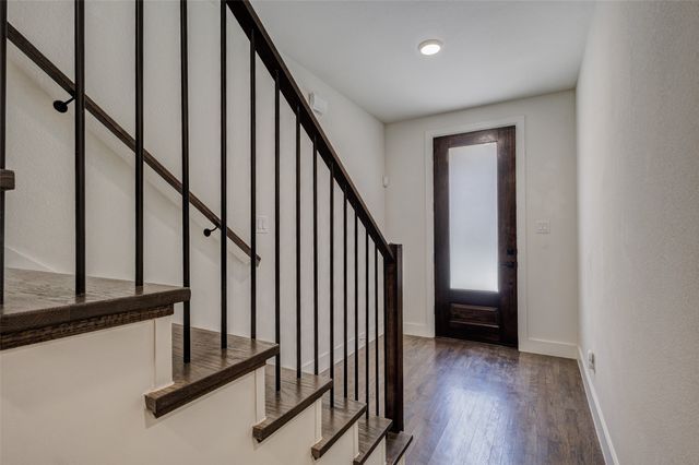 8234 Laflin Lane, Dallas, TX 75231