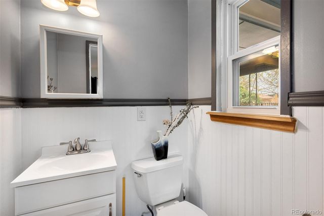 9565 W 52nd Avenue, Arvada, CO 80002