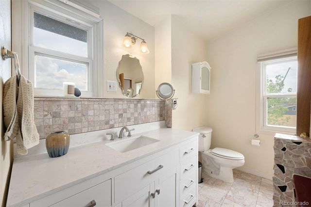 9565 W 52nd Avenue, Arvada, CO 80002