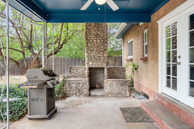 9565 W 52nd Avenue, Arvada, CO 80002