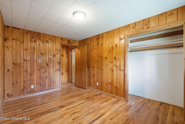1206 Meadowood RD, Sandpoint, ID 83864