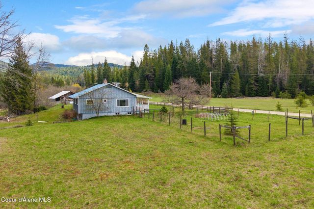 1206 Meadowood RD, Sandpoint, ID 83864