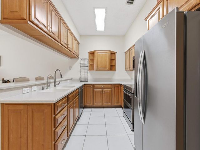 3962 Circle Lake Drive, West Palm Beach, FL 33417