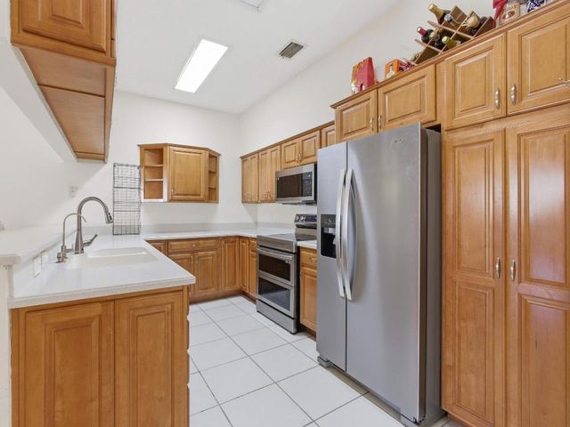 3962 Circle Lake Drive, West Palm Beach, FL 33417