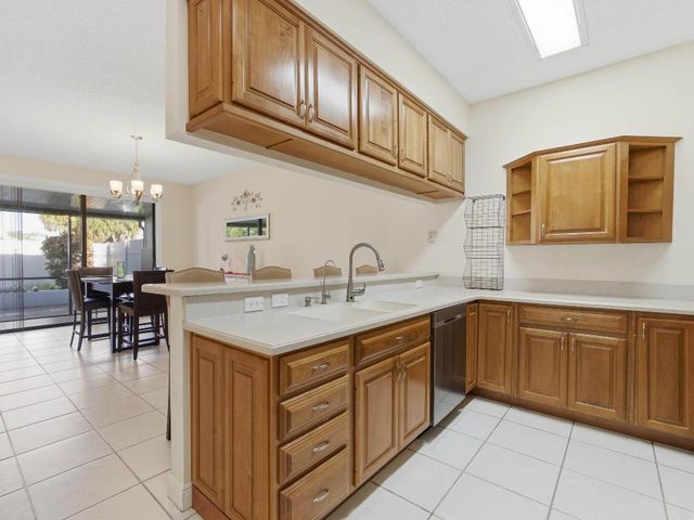 3962 Circle Lake Drive, West Palm Beach, FL 33417