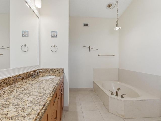 3962 Circle Lake Drive, West Palm Beach, FL 33417