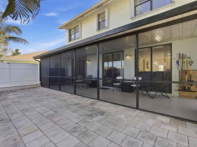 3962 Circle Lake Drive, West Palm Beach, FL 33417