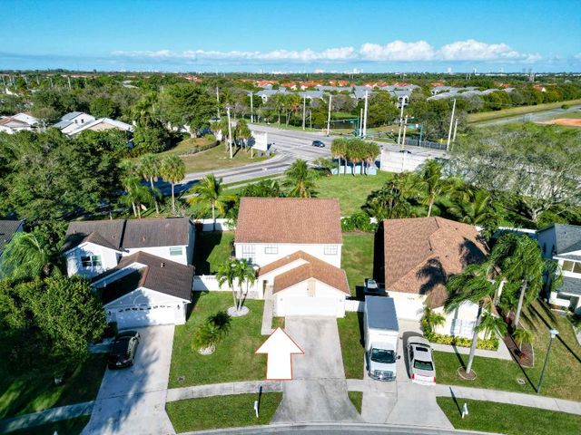 3962 Circle Lake Drive, West Palm Beach, FL 33417