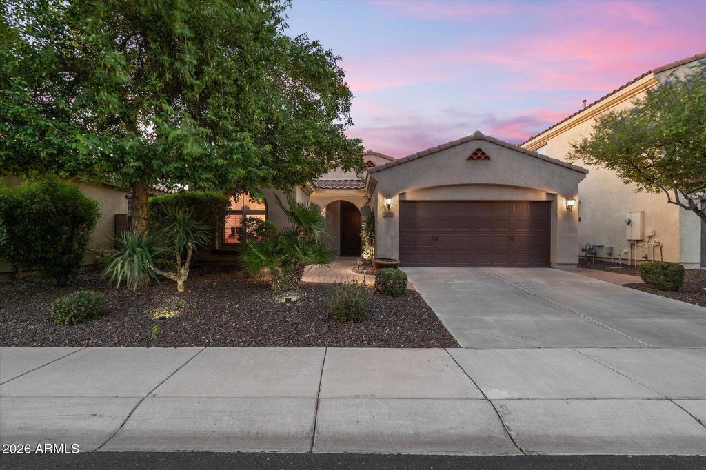 4424 E MURIEL Drive, Phoenix, AZ 85032 — exterior