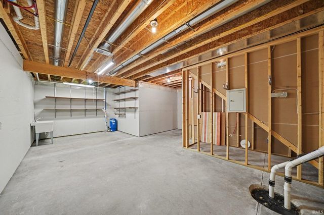 30144 Copperwoods Drive, Granger, IN 46530