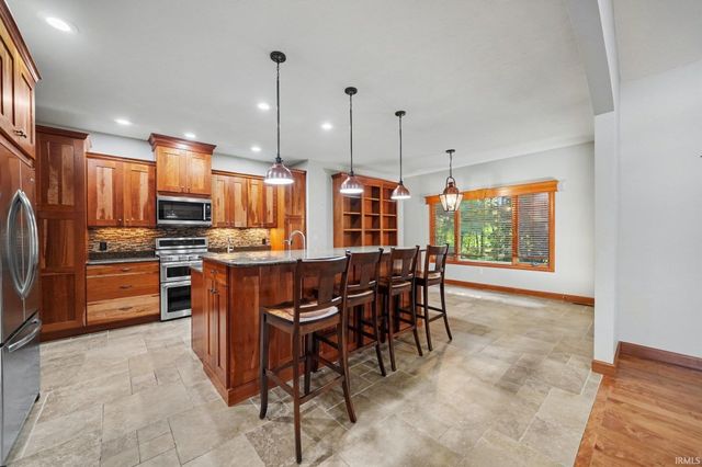 30144 Copperwoods Drive, Granger, IN 46530