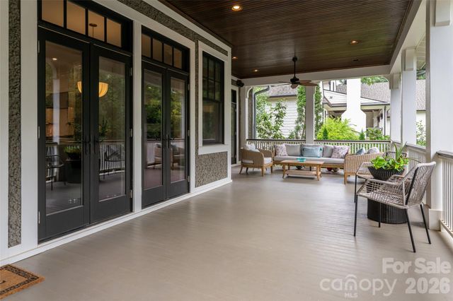 242 Racquet Club Road, Asheville, NC 28803