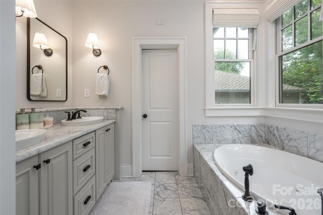 242 Racquet Club Road, Asheville, NC 28803