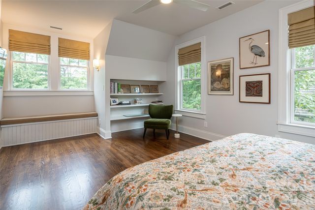 242 Racquet Club Road, Asheville, NC 28803