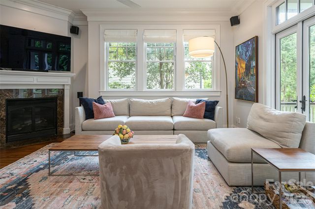 242 Racquet Club Road, Asheville, NC 28803