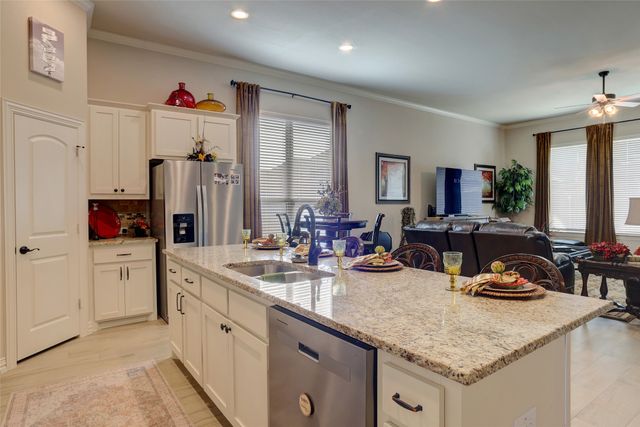 207 Michael Drive, Princeton, TX 75407