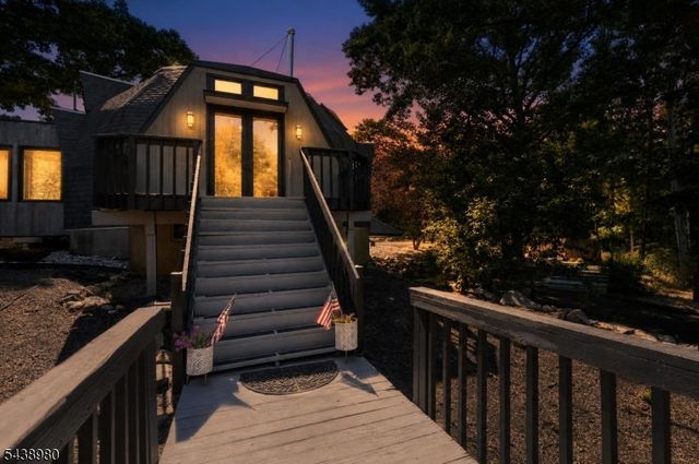 224 Holland Mt Rd, Jefferson Twp., NJ 07438