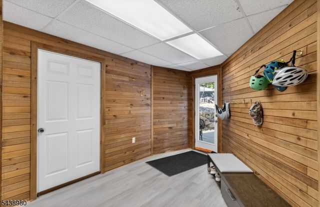 224 Holland Mt Rd, Jefferson Twp., NJ 07438