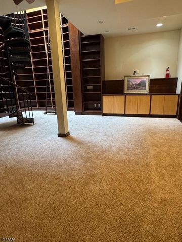 224 Holland Mt Rd, Jefferson Twp., NJ 07438