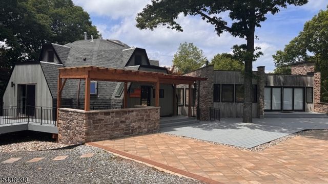 224 Holland Mt Rd, Jefferson Twp., NJ 07438