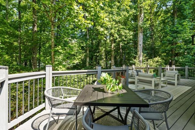3851 Glenhurst Drive SE, Smyrna, GA 30080