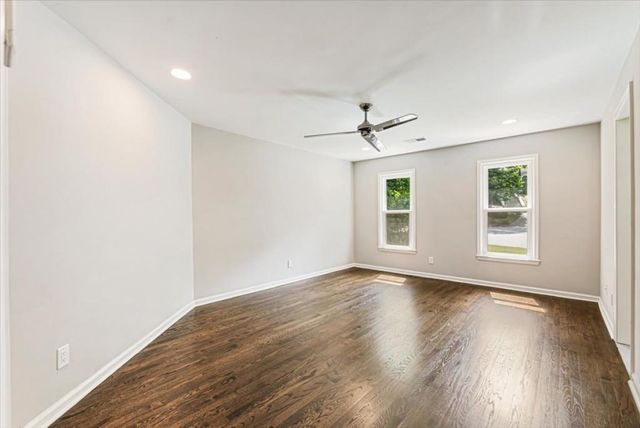 3851 Glenhurst Drive SE, Smyrna, GA 30080