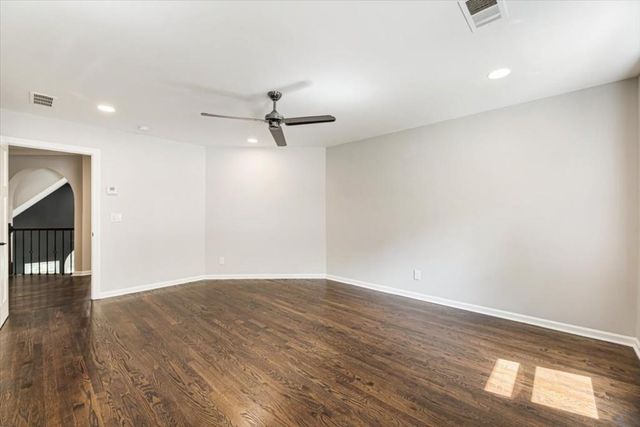 3851 Glenhurst Drive SE, Smyrna, GA 30080