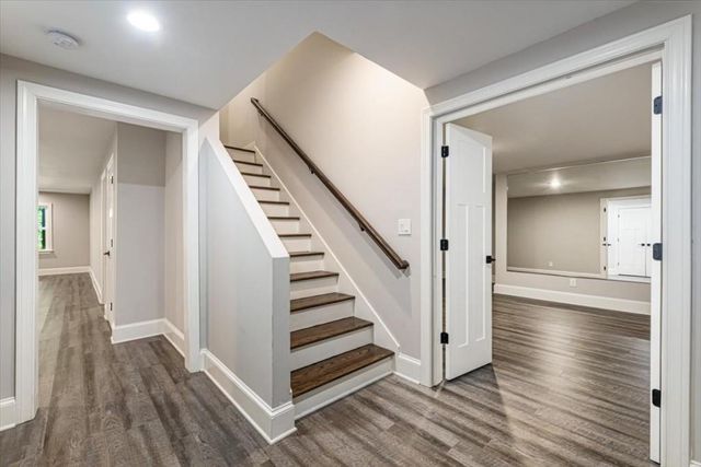 3851 Glenhurst Drive SE, Smyrna, GA 30080