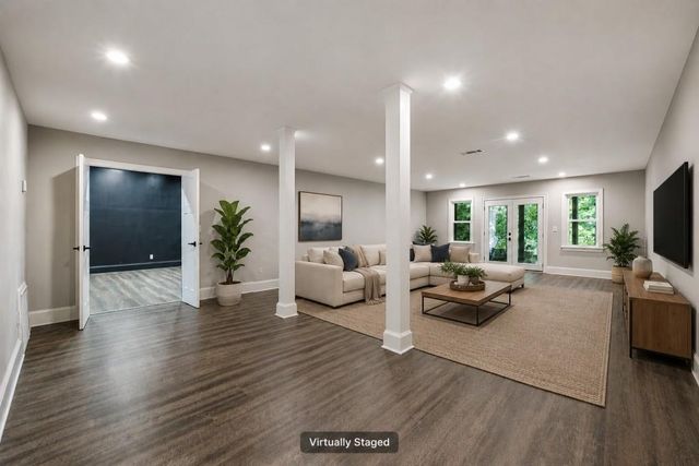 3851 Glenhurst Drive SE, Smyrna, GA 30080