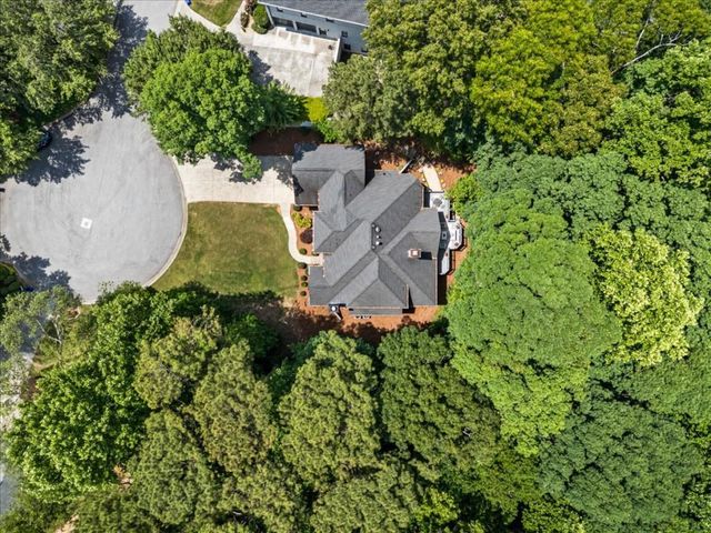 3851 Glenhurst Drive SE, Smyrna, GA 30080