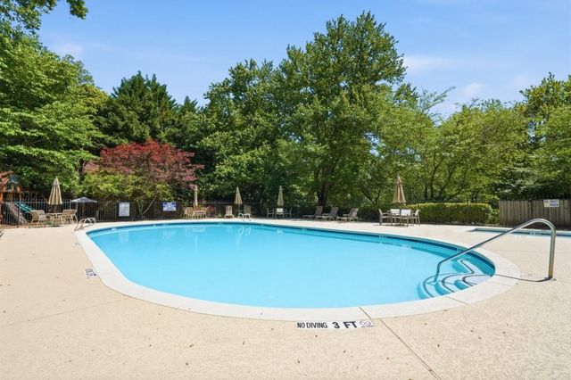 3851 Glenhurst Drive SE, Smyrna, GA 30080