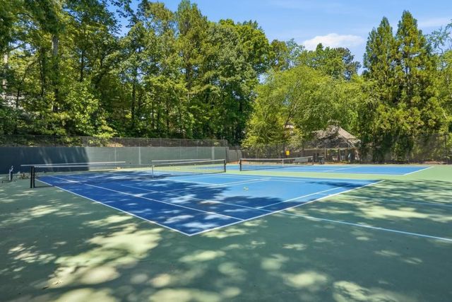 3851 Glenhurst Drive SE, Smyrna, GA 30080