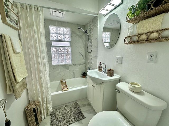 3138 N 89th STREET, Milwaukee, WI 53222