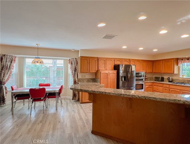 13813 Toluca Drive, Bakersfield, CA 93314