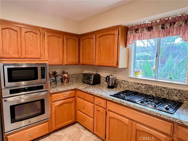 13813 Toluca Drive, Bakersfield, CA 93314