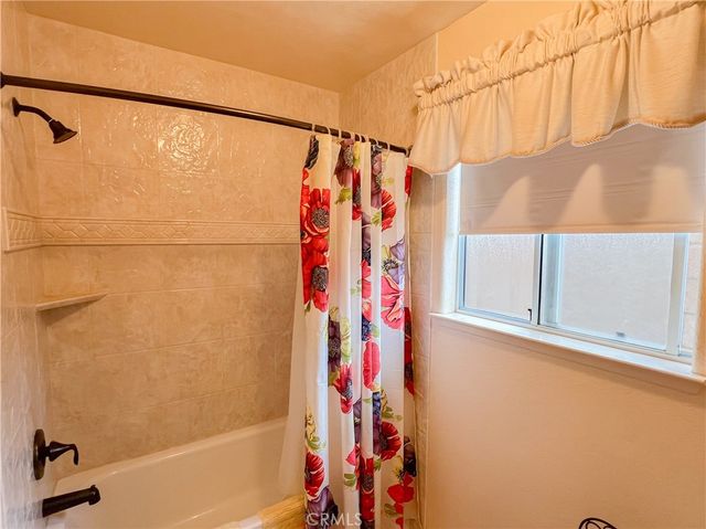 13813 Toluca Drive, Bakersfield, CA 93314