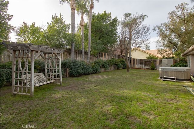 13813 Toluca Drive, Bakersfield, CA 93314